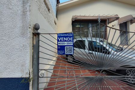 Casa à venda com 450m², 3 quartos e 10 vagasPLACA INSTALADA NA FACHADA