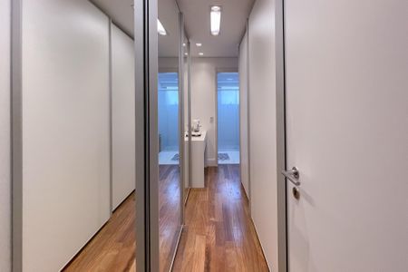 Apartamento à venda com 147m², 3 quartos e 3 vagasCloset - Suíte 3