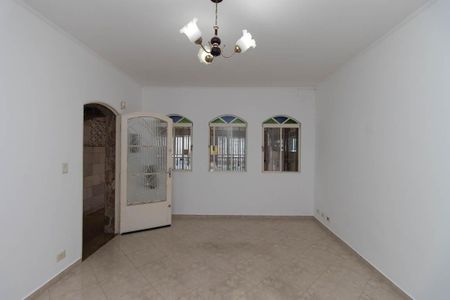 Casa para alugar com 100m², 3 quartos e 2 vagasSala