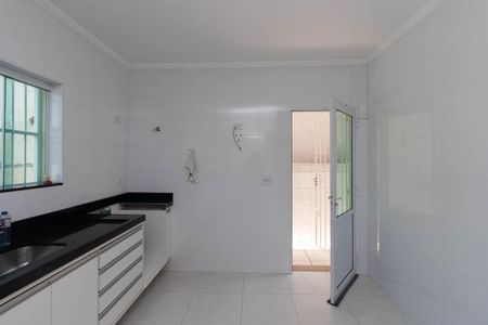 Casa para alugar com 100m², 3 quartos e 2 vagasCozinha