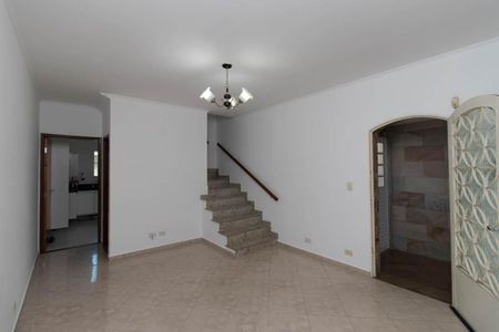 Casa para alugar com 100m², 3 quartos e 2 vagasSala