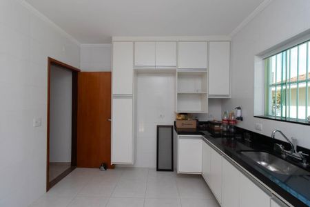 Casa para alugar com 100m², 3 quartos e 2 vagasCozinha