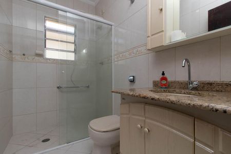 Casa para alugar com 100m², 3 quartos e 2 vagasBanheiro