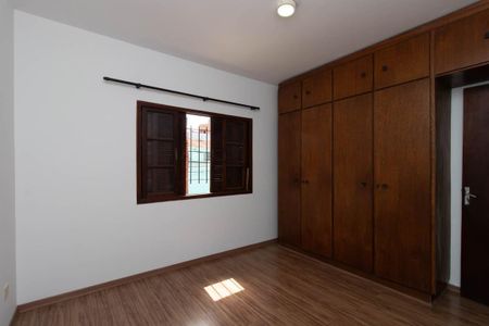 Casa para alugar com 100m², 3 quartos e 2 vagasQuarto 1