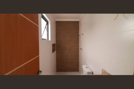 Casa à venda com 160m², 3 quartos e 5 vagas Casa à venda com 160m², 3 quartos e 5 vagasBanheiro Social