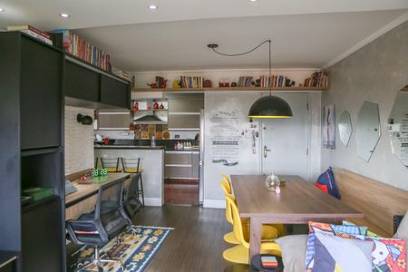 Apartamento à venda com 64m², 2 quartos e 1 vagaSala