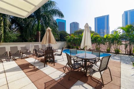 Apartamento à venda com 138m², 3 quartos e 3 vagasPiscina