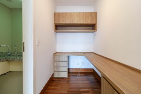 Apartamento à venda com 138m², 3 quartos e 3 vagasSala - Escritório
