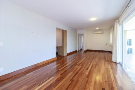 Apartamento à venda com 138m², 3 quartos e 3 vagasSala