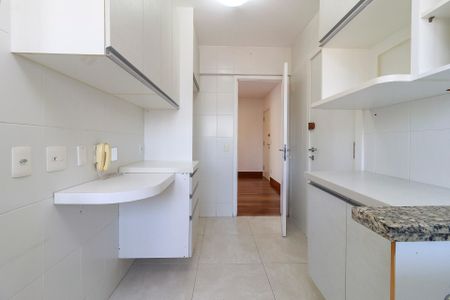 Apartamento à venda com 138m², 3 quartos e 3 vagasCozinha