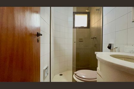 Apartamento à venda com 160m², 3 quartos e 3 vagasBanheiro da Suíte 2