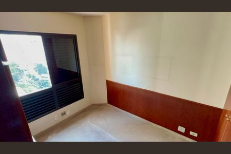 Apartamento à venda com 160m², 3 quartos e 3 vagasSuíte 1