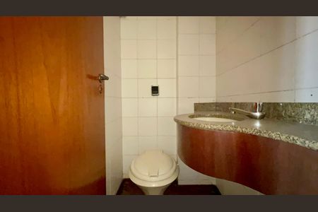 Apartamento à venda com 160m², 3 quartos e 3 vagasLavabo