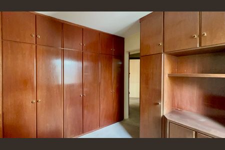 Apartamento à venda com 160m², 3 quartos e 3 vagasSuíte 1