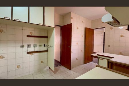 Apartamento à venda com 160m², 3 quartos e 3 vagasCozinha