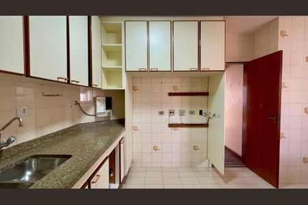 Apartamento à venda com 160m², 3 quartos e 3 vagasCozinha