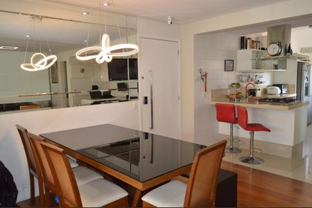 Apartamento à venda com 142m², 3 quartos e 2 vagasSala