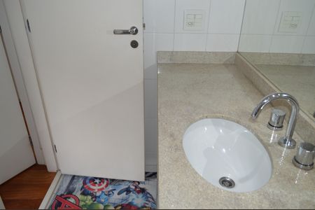 Apartamento à venda com 142m², 3 quartos e 2 vagasBanheiro Suíte 3