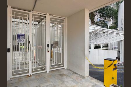 Apartamento à venda com 142m², 3 quartos e 2 vagasFachada + Plaquinha