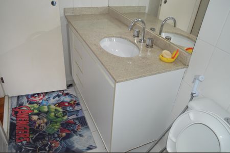 Apartamento à venda com 142m², 3 quartos e 2 vagasBanheiro Suíte 3