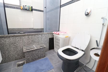 Apartamento para alugar com 184m², 4 quartos e 3 vagasBanheiro da Suíte