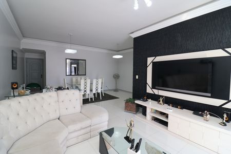 Apartamento para alugar com 184m², 4 quartos e 3 vagasSala