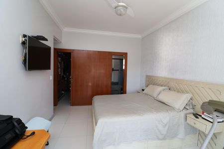 Apartamento para alugar com 184m², 4 quartos e 3 vagasSuíte