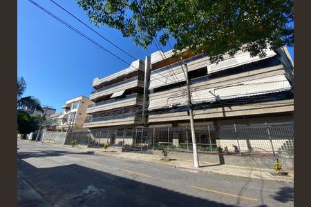 Apartamento para alugar com 184m², 4 quartos e 3 vagasFachada