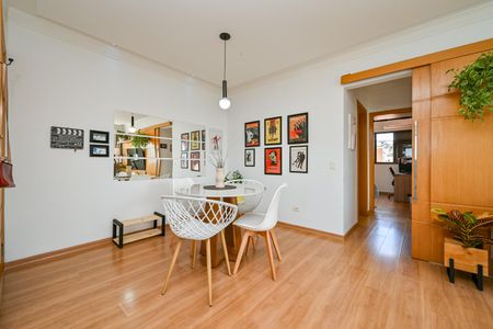 Apartamento à venda com 80m², 2 quartos e 2 vagasSala