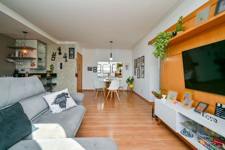 Apartamento à venda com 80m², 2 quartos e 2 vagasSala