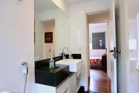 Apartamento à venda com 160m², 4 quartos e 2 vagasBanheiro
