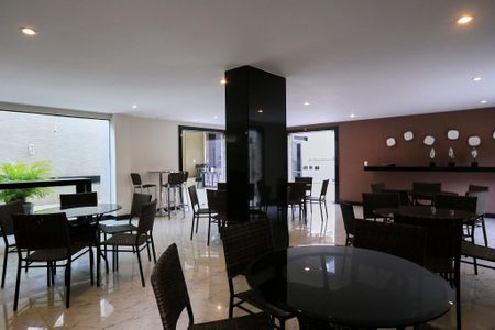 Apartamento à venda com 160m², 4 quartos e 2 vagasÁrea comum