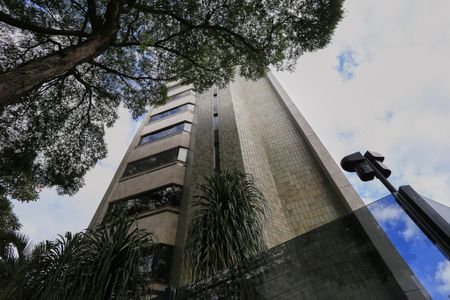 Apartamento à venda com 160m², 4 quartos e 2 vagasFachada