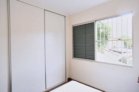 Apartamento à venda com 160m², 4 quartos e 2 vagasQuarto 3