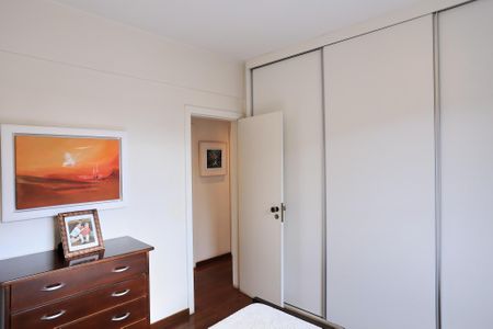 Apartamento à venda com 160m², 4 quartos e 2 vagasQuarto 3