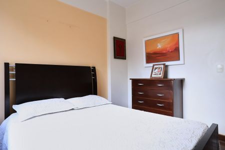 Apartamento à venda com 160m², 4 quartos e 2 vagasQuarto 3