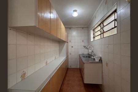 Casa para alugar com 200m², 3 quartos e 2 vagasCozinha