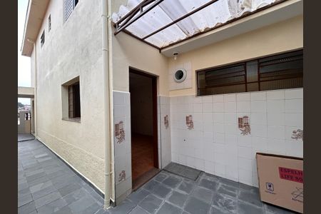 Casa para alugar com 200m², 3 quartos e 2 vagasEntrada
