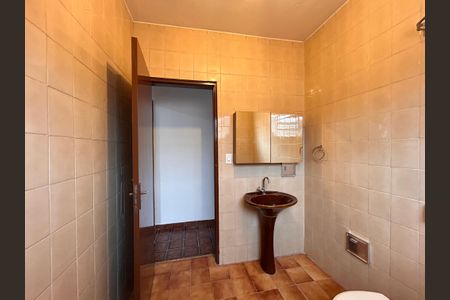 Casa para alugar com 200m², 3 quartos e 2 vagasBanheiro