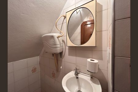 Casa para alugar com 200m², 3 quartos e 2 vagasLavabo