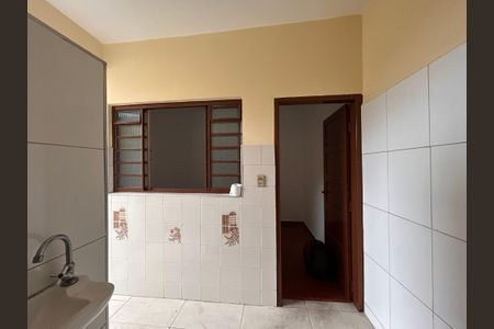 Casa para alugar com 200m², 3 quartos e 2 vagasBanheiro de serviço
