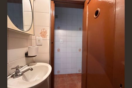 Casa para alugar com 200m², 3 quartos e 2 vagasLavabo