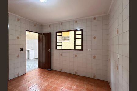 Casa para alugar com 200m², 3 quartos e 2 vagasCozinha