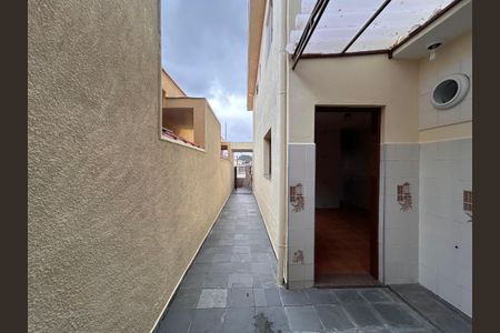 Casa para alugar com 200m², 3 quartos e 2 vagasEntrada