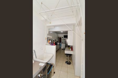 Apartamento à venda com 107m², 3 quartos e 1 vagaÁrea de Serviço