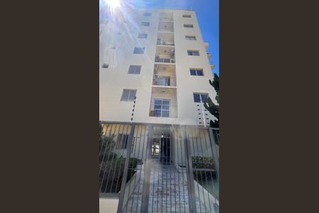 Apartamento à venda com 79m², 2 quartos e 1 vagaFachada