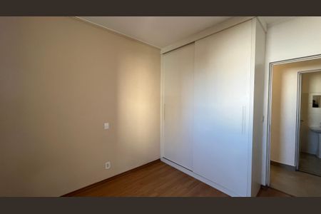 Apartamento à venda com 79m², 2 quartos e 1 vagaQuarto