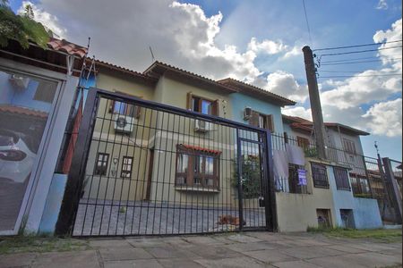 Casa para alugar com 120m², 3 quartos e 2 vagasFachada