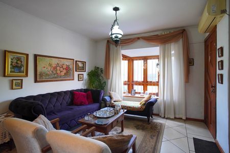 Casa para alugar com 120m², 3 quartos e 2 vagasSala