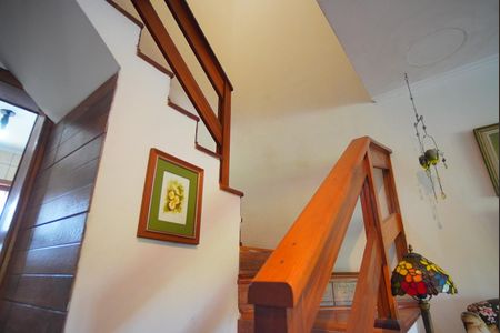 Casa para alugar com 120m², 3 quartos e 2 vagasEscada - Segundo Andar